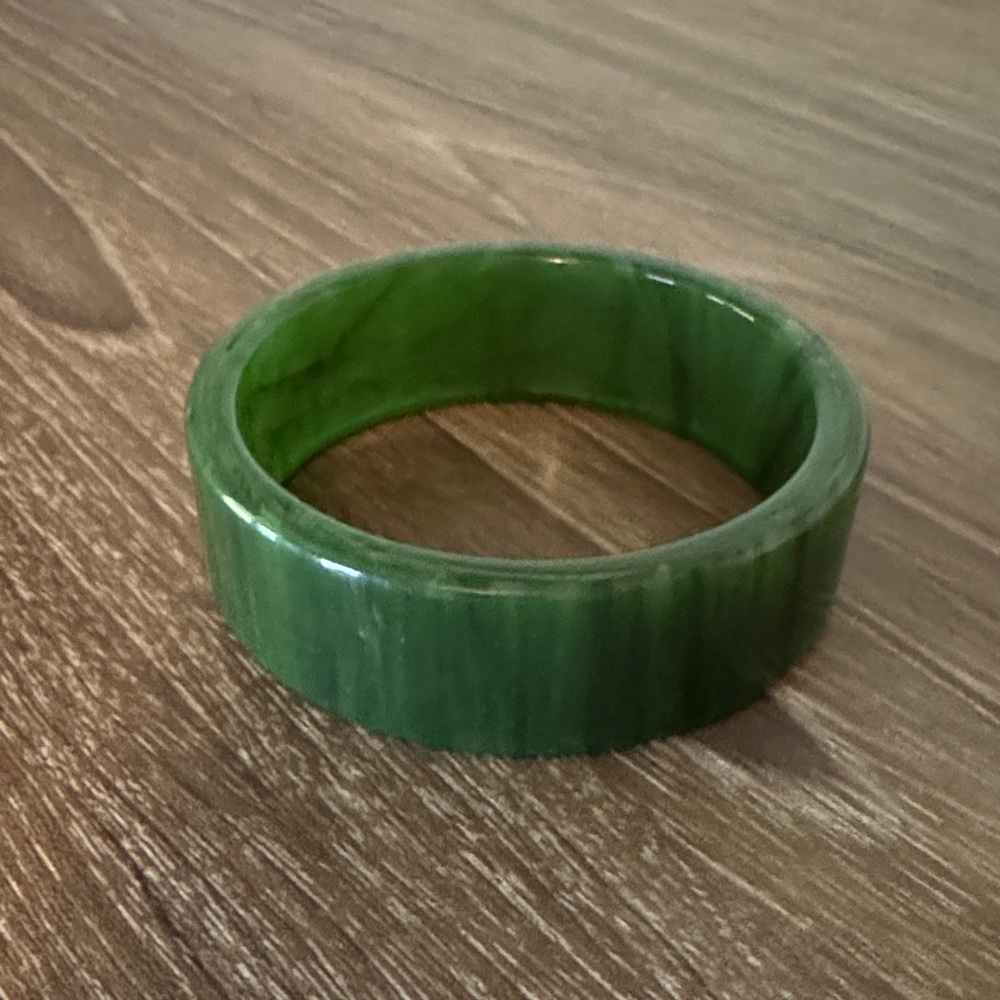 Bakelite Green Jade Bangle